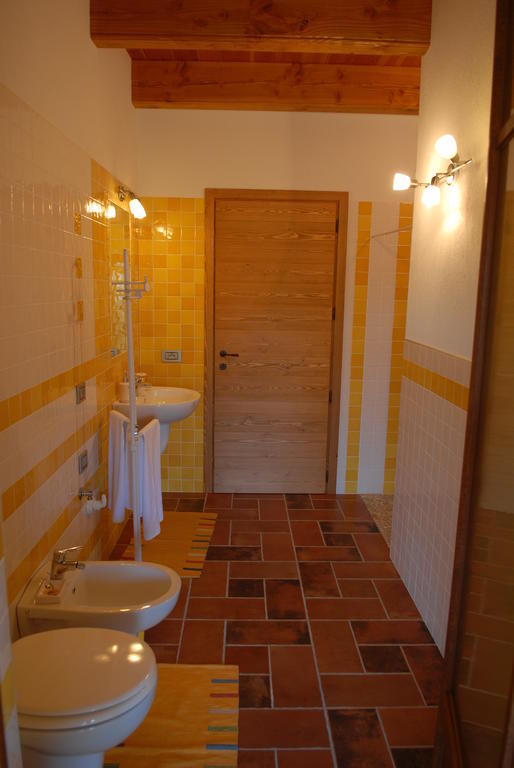 Agriturismo Fior Di Campo Dronero Δωμάτιο φωτογραφία